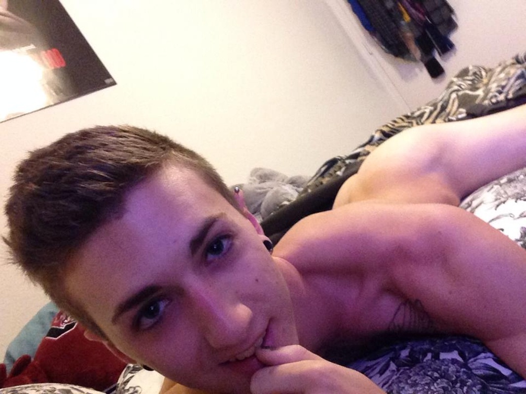 Sweet Horny Twink